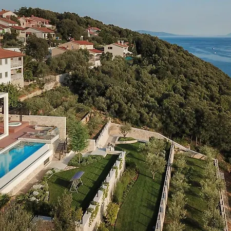 Vlastelini Ii Near Labin - Rabac With Sea View, Beachfront And Wellness * Sveta Marina