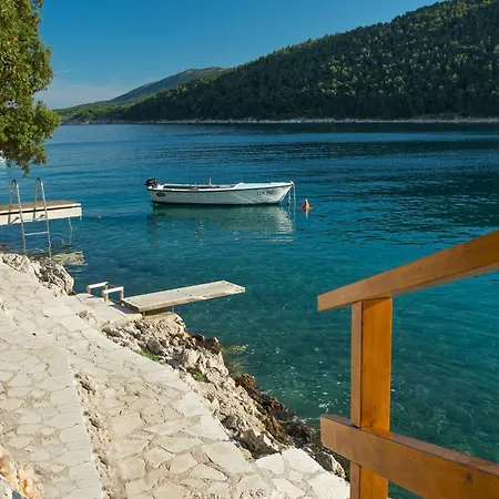 Villa Vlastelini Ii Near Labin - Rabac With Sea View, Beachfront And Wellness Sveta Marina